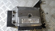 ECU moteur essence Renault Megane Mk2 1.6 16v 2003 pièce détachée 8200298457 avec support