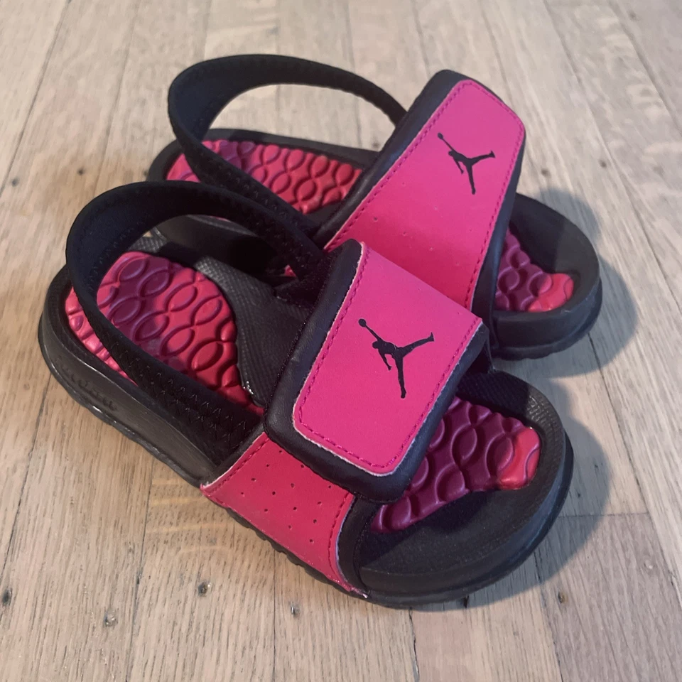 SANDALIAS NIKE AIR JORDAN, negras Hydro 2 correas al tobillo, niño pequeño 7C TOTALMENTE NUEVAS CON CAJA Foto 3 de 4