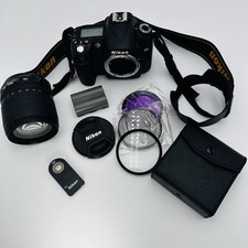 Nikon D90 12.3MP DSLR Camera Body  18-105mm  Lens Caps  1 Gb Memory Card