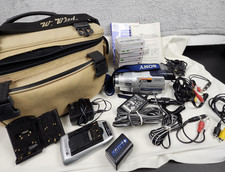 Sony Handycam CCD-TRV318 Hi-8 Analog Camcorder Bundle AS-IS UNTESTED READ