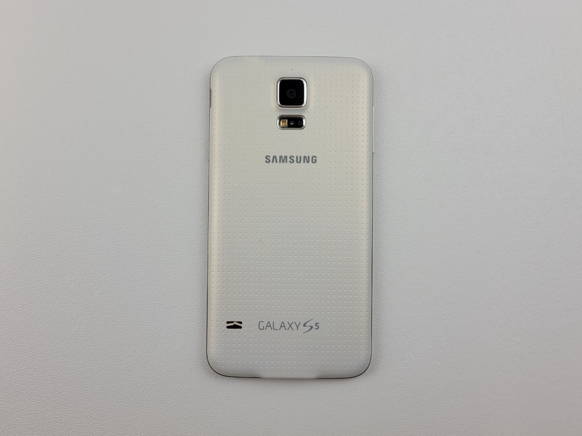 Samsung Galaxy S5 (SM-G900P) 16GB - White (Sprint) Smartphone