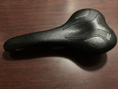 SQlab 611 Saddle Black