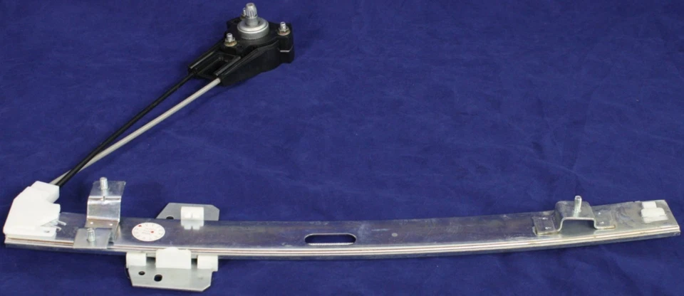 Front, Driver and Passenger Side Window Regulator For Mazda B2000 1986-1993 Foto 2 de 4