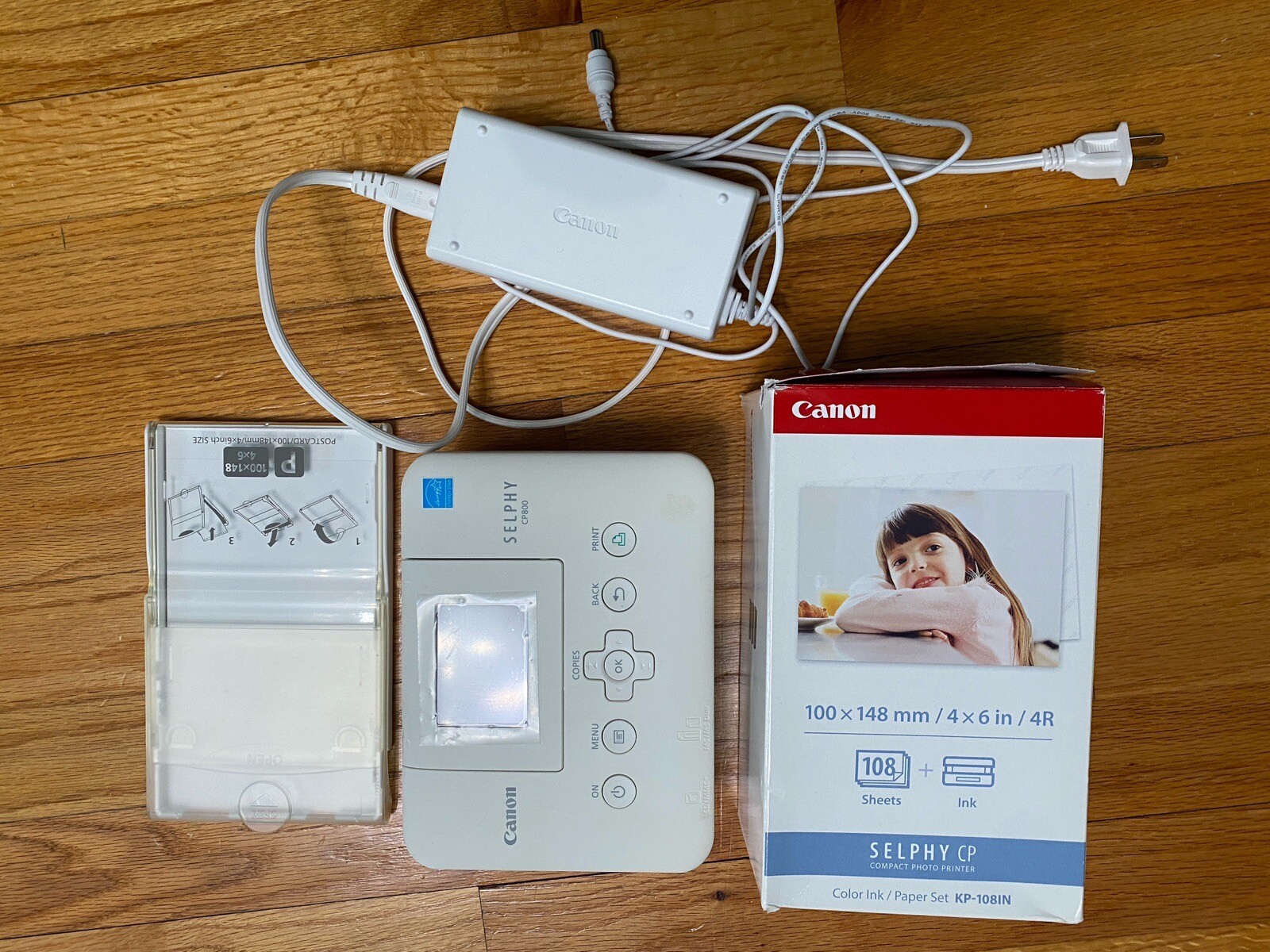 Canon SELPHY CP800 Photo Printer with Unopened Paper and Ink