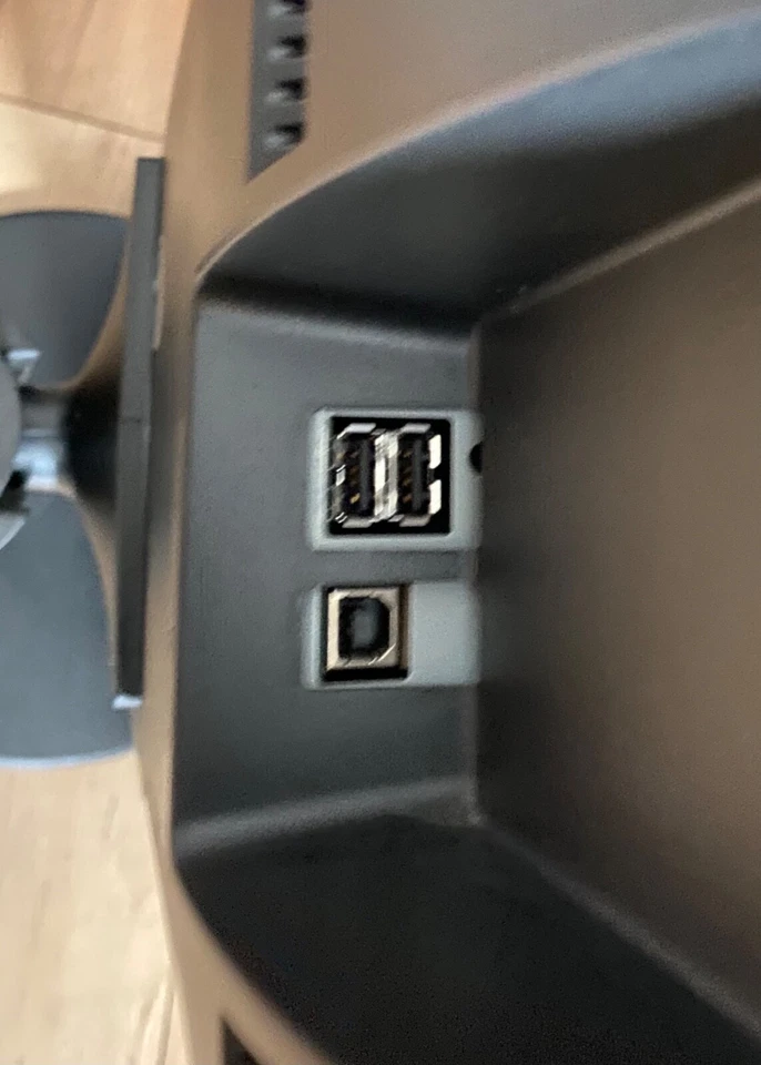 LG Flatron 2422PY  24" Monitor - Bild 4 von 4