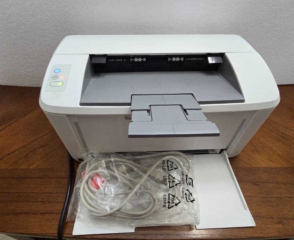 HP LaserJet M110we Wireless Monochrome Laser Printer Excellent Condition - Image 2 of 4