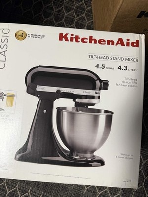 KitchenAid Classic Series K455 4.5 Quart Tilt-Head Stand Mixer - black