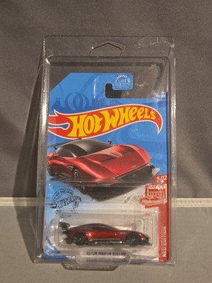 Hot Wheels Aston Martin Vulcan 88/250 Red Edition  with Protector 