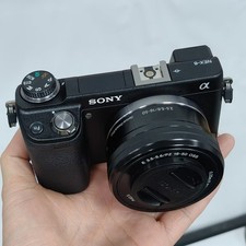 Sony NEX-6 Mirrorless Digital Camera with 16-50mm Lens 16.1MP Tiltable Screen