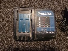 Makita DC18SD Black Battery Charger 7.2V-18V for Power Tool Batteries