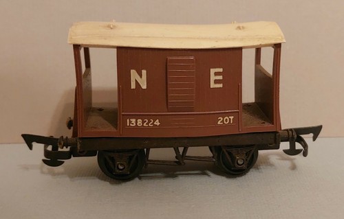 Triang R16 20T Brake Van NE 138224 - braun - Spur O | Zustand: Used