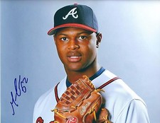 Signed  8x10 MAURICIO CABRERA Atlanta Braves Autographed photo - COA 