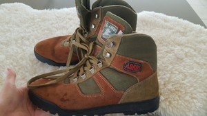 retro hiking boots