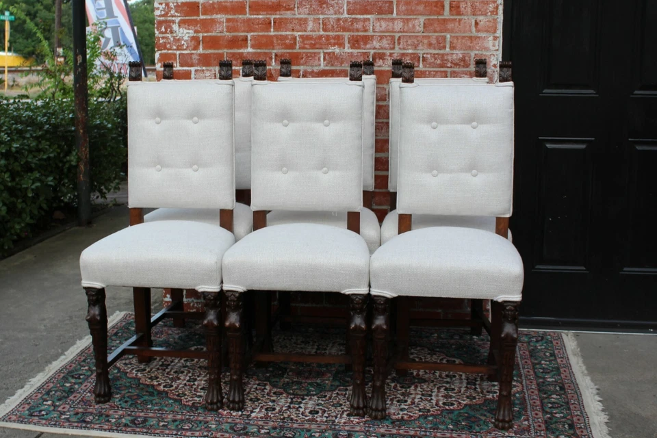 Juego de 6 sillas de comedor renacentistas francesas | Tapicería blanca | Antigua Foto 4 de 4