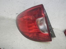 Rückleuchte links mit Lampenträger KIA RIO KOMBI (DC) 1.5 16V