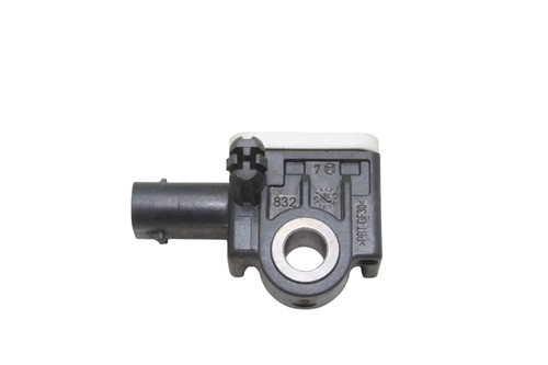 MERCEDES-BENZ B W246, W242 Aufprall-Sensor rechts A1668210151 1.80 30400616