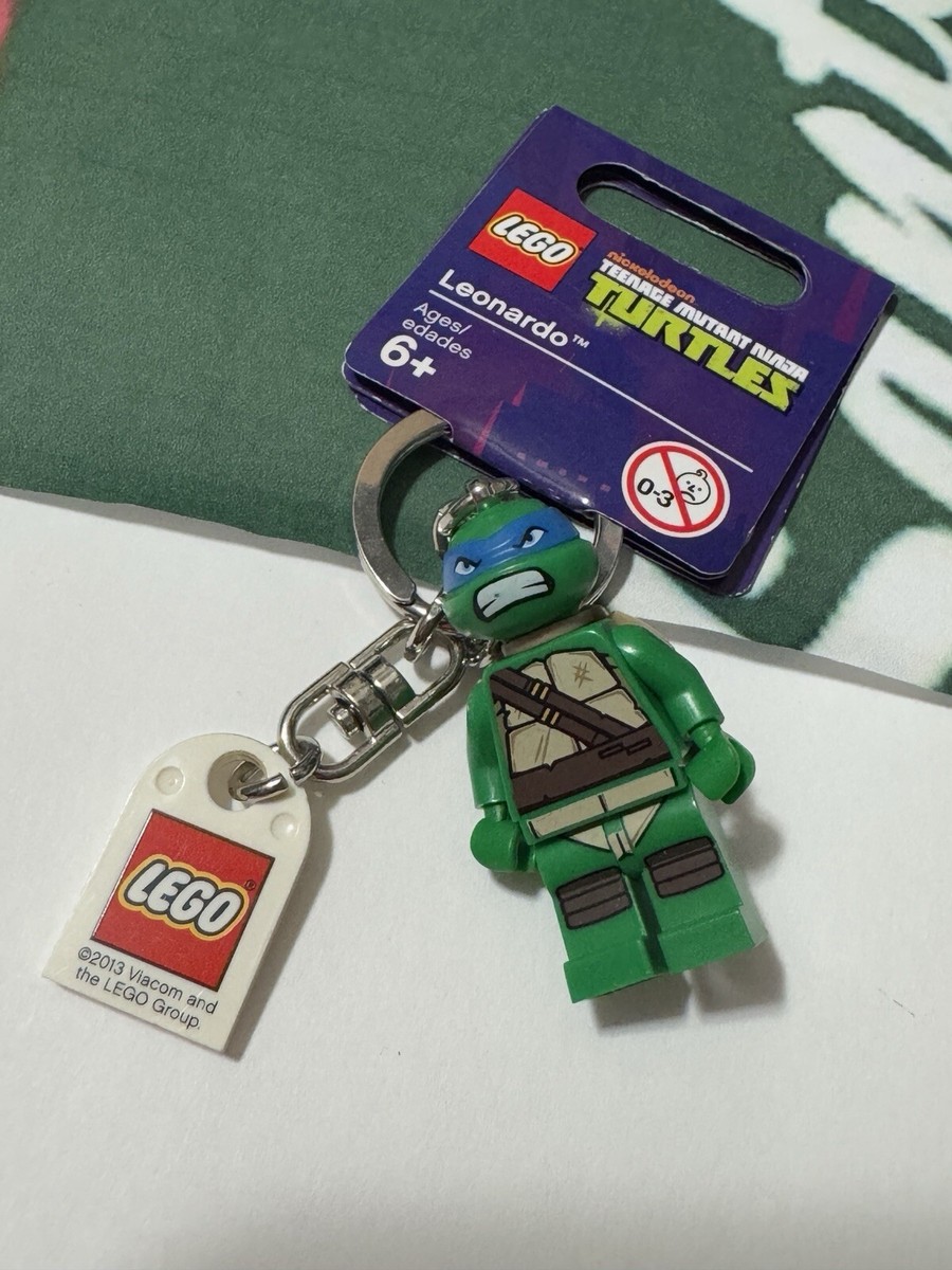 Lego Teenage Mutant Ninja Turtle Keychain - Leonardo 850648. Free