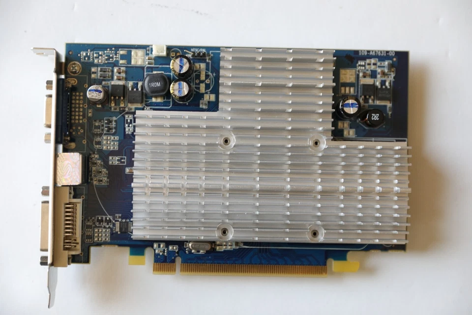 X1300 DDR2 PCIe VGA TVO DVI - Image 3 of 3