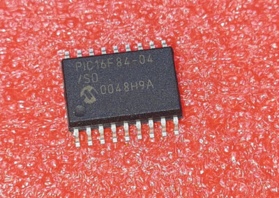 Microchip PIC 16F84 04 SMD neu unbenutzt Flash