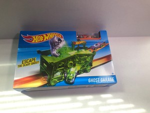 hot wheels ghost garage