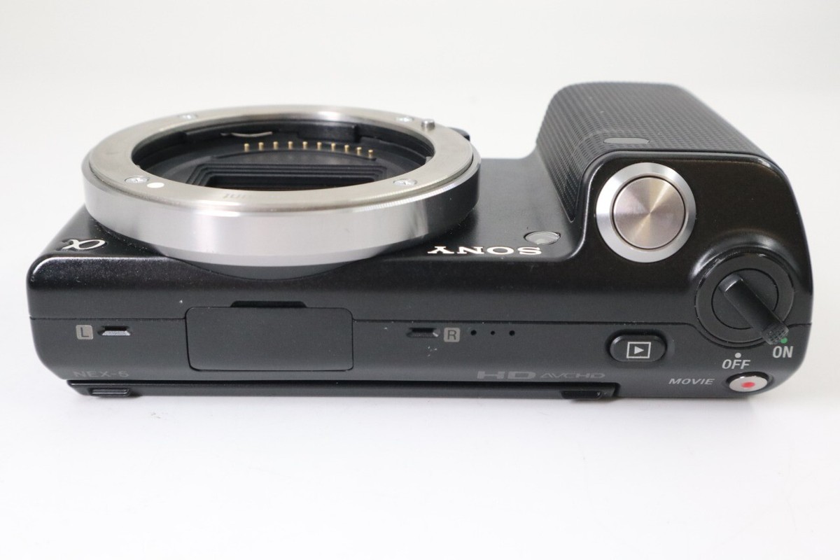 Sony α Alpha NEX-5 Black Camera + E 18-55mm F/3.5-5.6 OSS