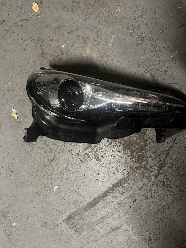 Faro LED izquierdo y derecho Toyota 86 2017-2020 genuino OEM SU003-08036 Foto 2 de 4