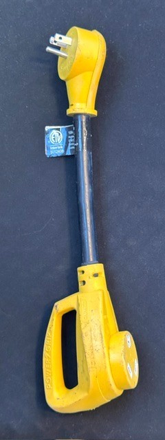 Camco Power Grip Intertek 5012408 15-30 Amp RV Camper Dog Bone Adapter