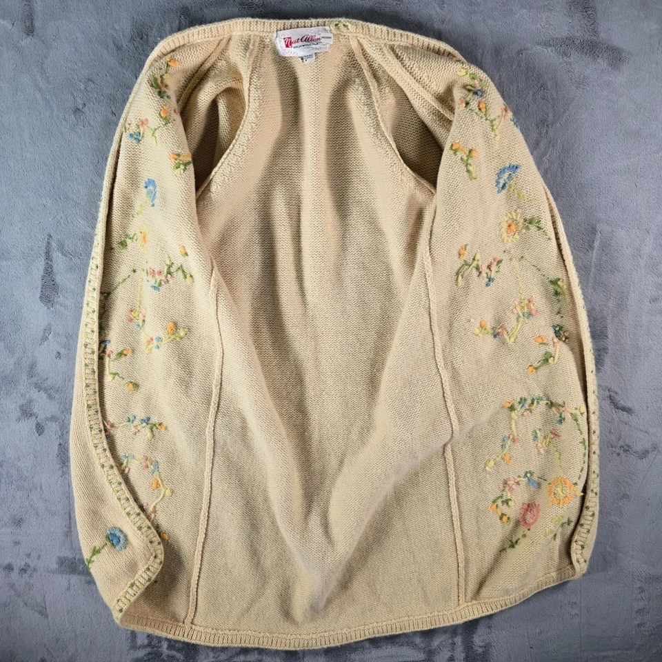 Vintage 1970s Nat Allen Women's Virgin Wool Hand Embroidered Floral Cardigan - Image 3 of 4