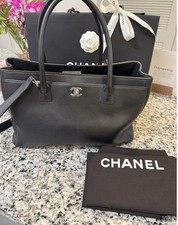 Chanel Medium Executive Tote Shopper Cavair L...