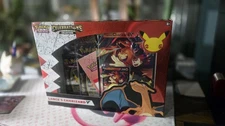 Pokémon TCG Celebrations Collection Box Lance's Charizard v Oversize (2021)