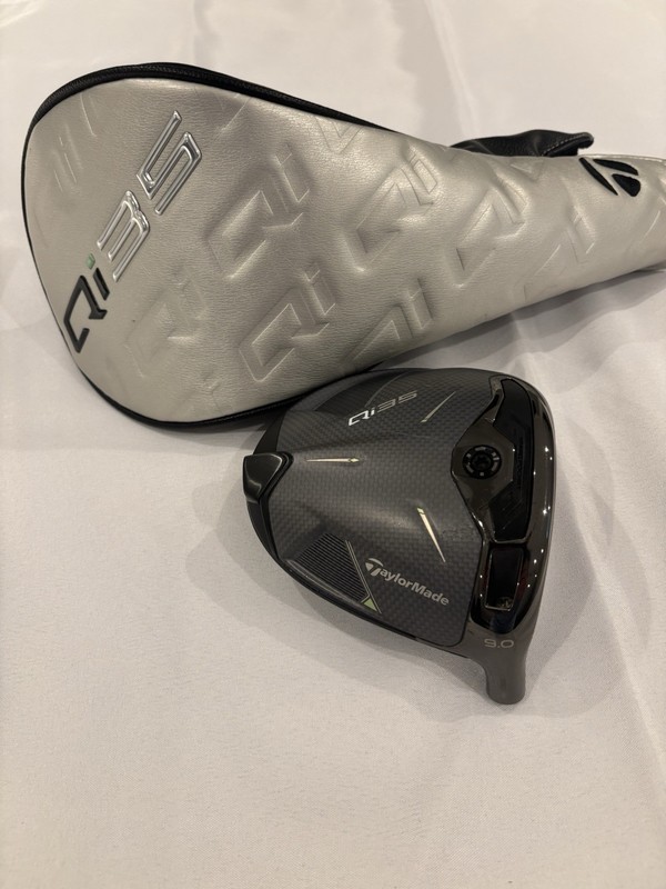 TaylorMade Qi35 9 Degree Driver Head. Rh. Headcover Included.  Very Nice!