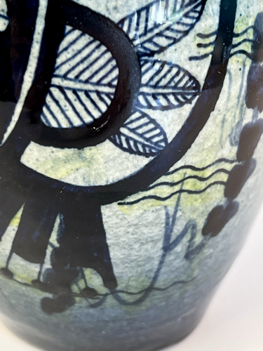 Freiria Torres Vedras Portugal Pottery Soliflore Vase Abstract Fish Signed RARE - Picture 4 of 9