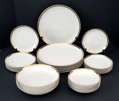 Wentworth Camelot #8564 Dinnerware 30 Piece Set Service For 6 Japan