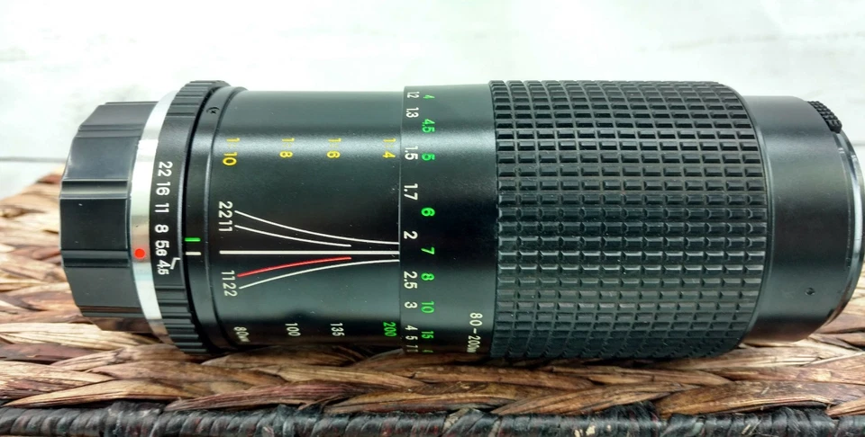 LENTE ZOOM COSINA 80-200 MM, MACRO 1:45-56 MC. JAPÓN. Foto 3 de 4