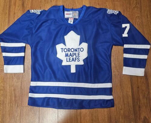 Toronto Maple Leafs Mens CCM Navy Blue home Wendel Clark #17 Hockey Jersey Sz 48 - Picture 1 of 4