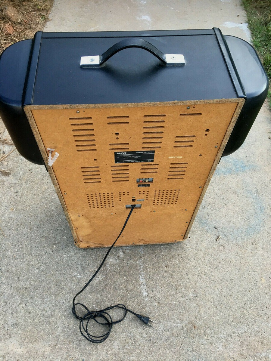 Vintage Sanyo Pat-K3WG Dual Cassette 9 Program Karaoke Machine