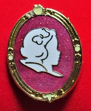 Disney Trading Pin, Portrait Silhouette, Snow White, 2014 c