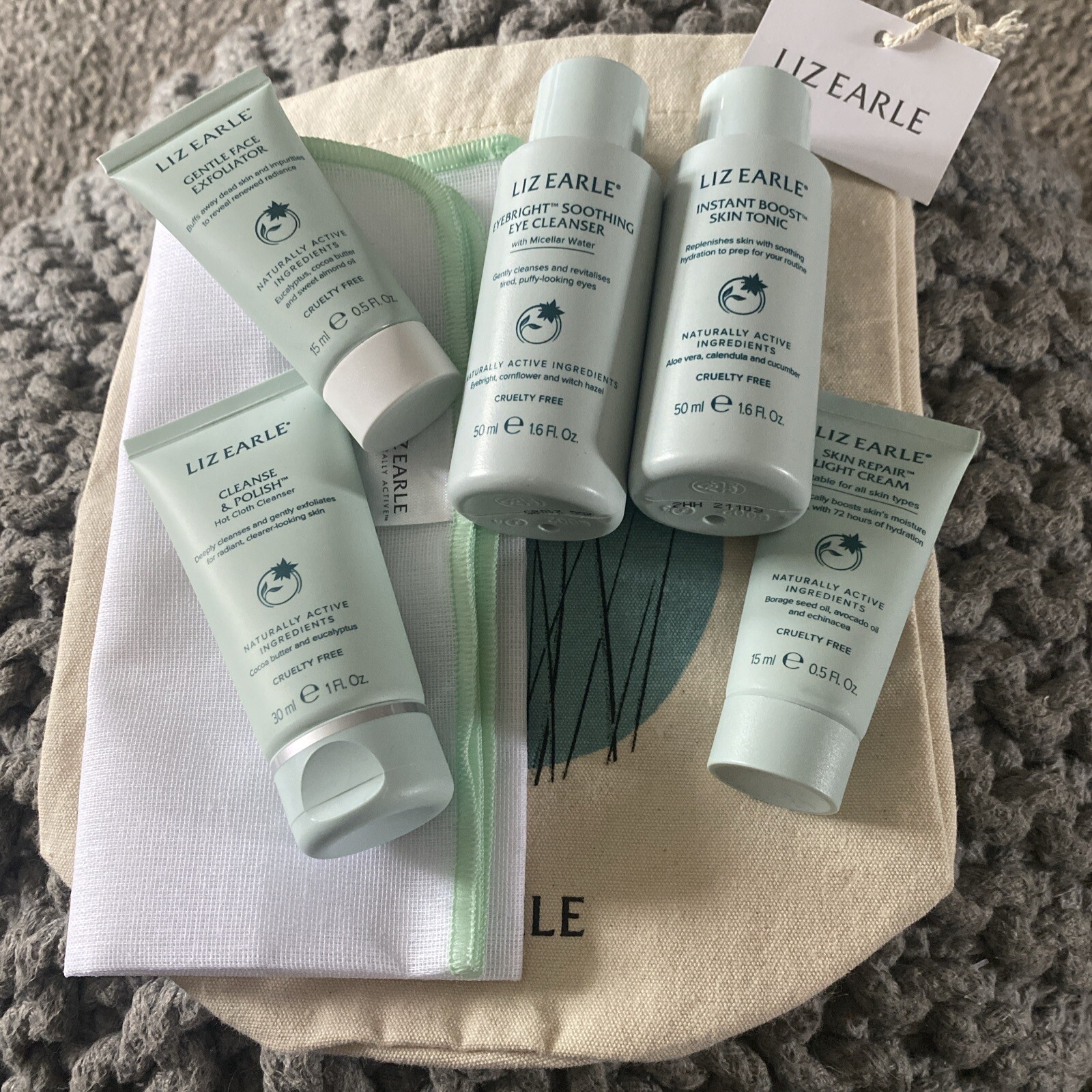 Brand New Liz Earle Gift Set eBay