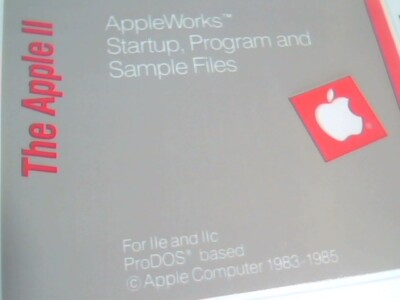 Apple II IIc IIe AppleWorks Floppy disks 1985 3.5
