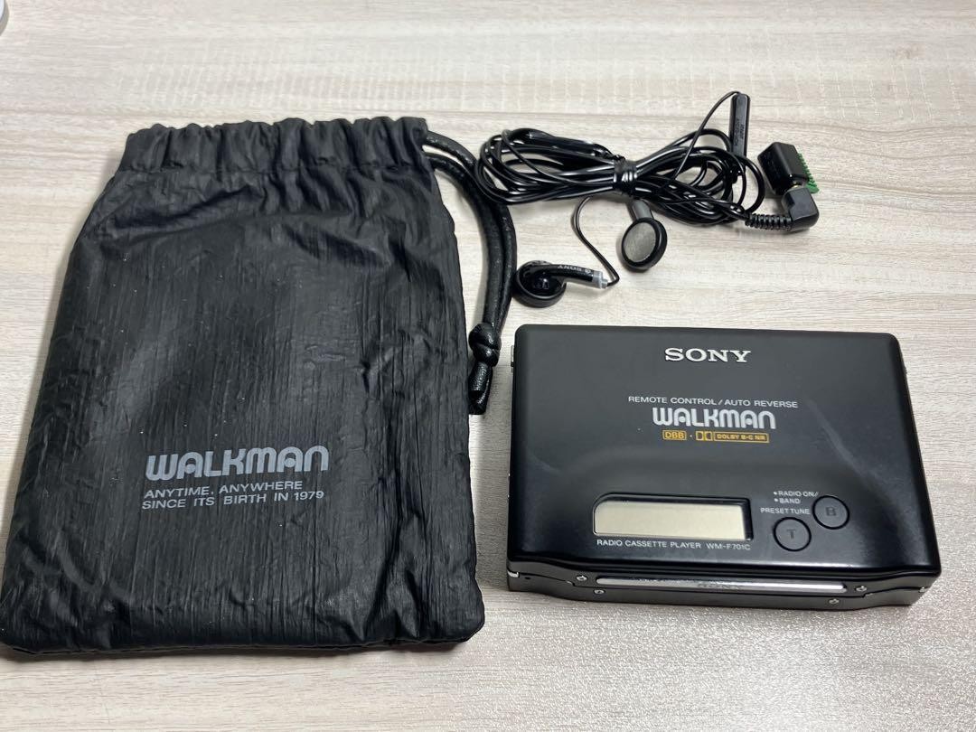 【まとめ&値下げ応じます】 SONY WM-F701C カセットプレーヤー まとめ&値下げ応じます SONY ラジオカセットプレイヤー WM-F701C