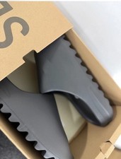 Yeezy Slide Onyx - Multiple Sizes -  50  Authentic HQ6448