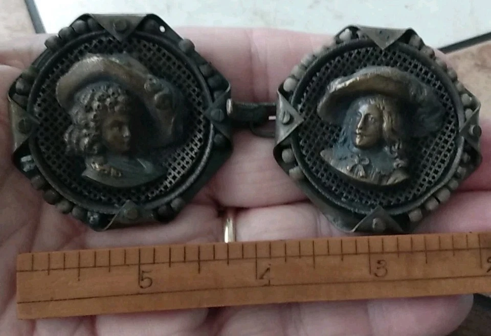 ANTIGUA CAPA VICTORIANA 2 PIEZAS, BROCHE DE ABRIGO O HEBILLA DE CINTURÓN CON PAREJA VICTORIANA  Foto 4 de 4