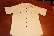 Boy Scouts of America BSA Men's Shirt Tan Large Glued Patches Short Sleeve