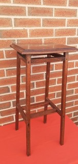 RETRO WOODEN PLANT STAND
