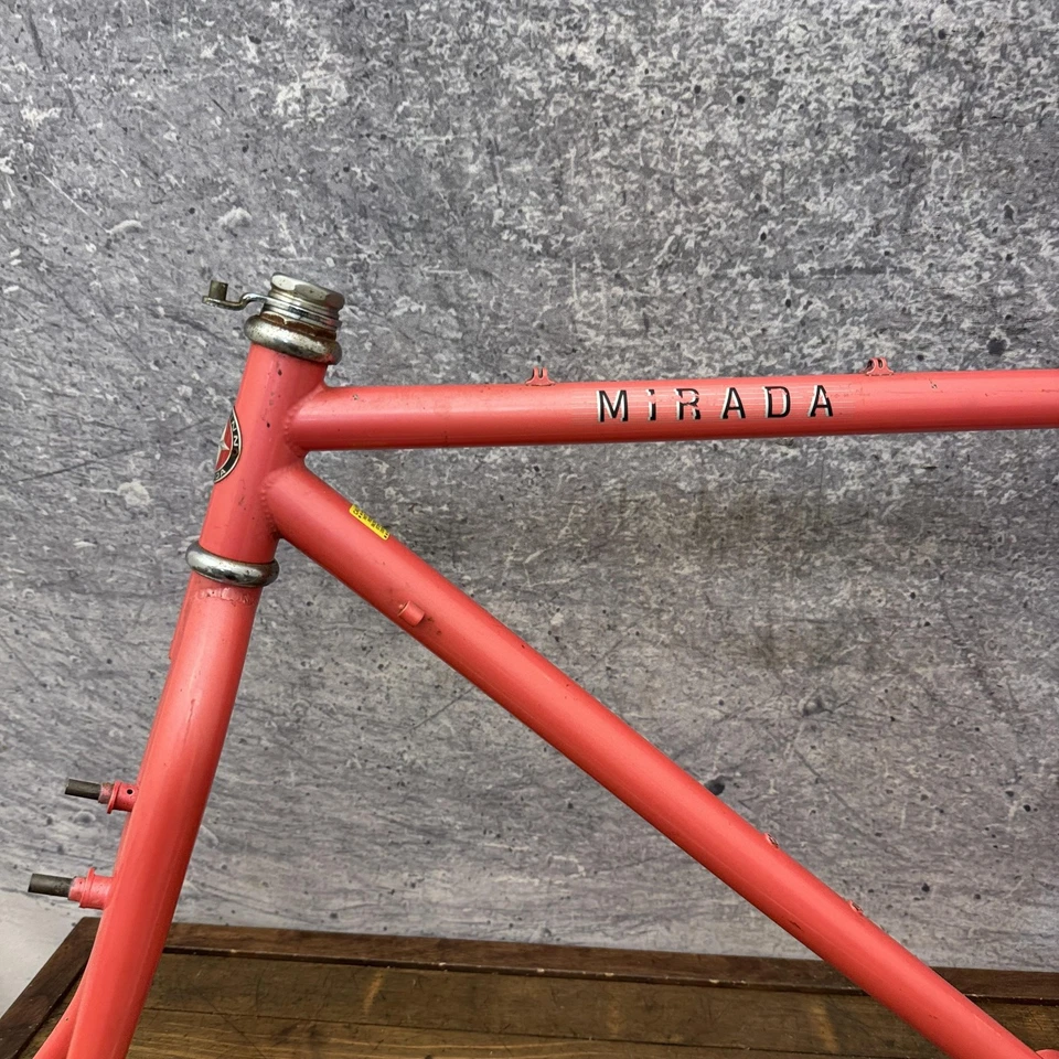 Vintage Schwinn Mirada Frame 26in 4130 CRMO MTB 80s 26in 120mm Cafe Salmon - Image 3 of 4
