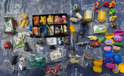 ü ei altes Spielzeug/Figuren - Bild 1 von 4