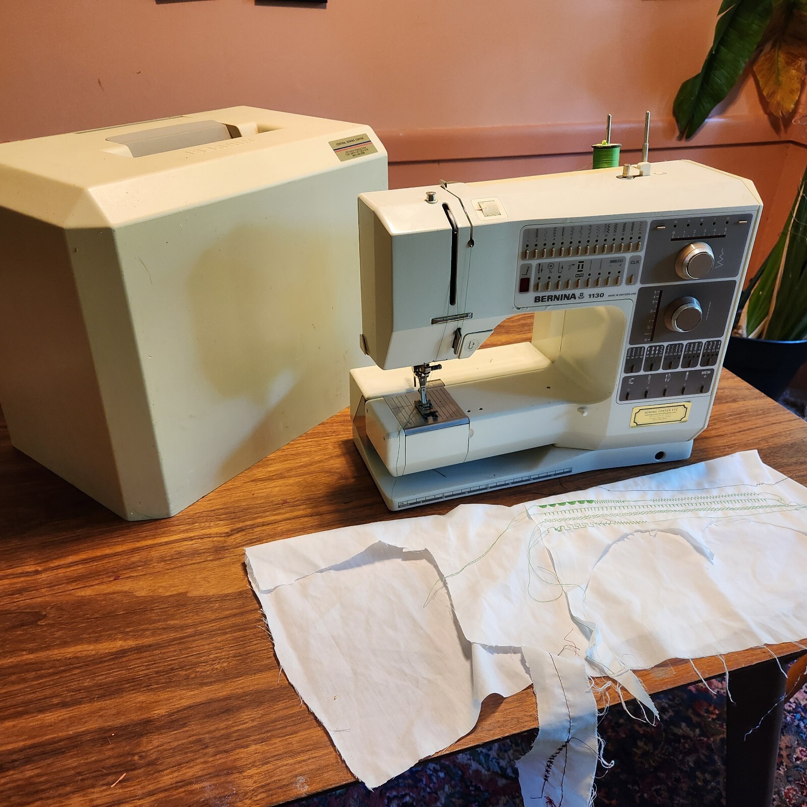 BERNINA 1130 SEWING MACHINE, WITH CASE, FOOT PEDAL, EXTRA FEET