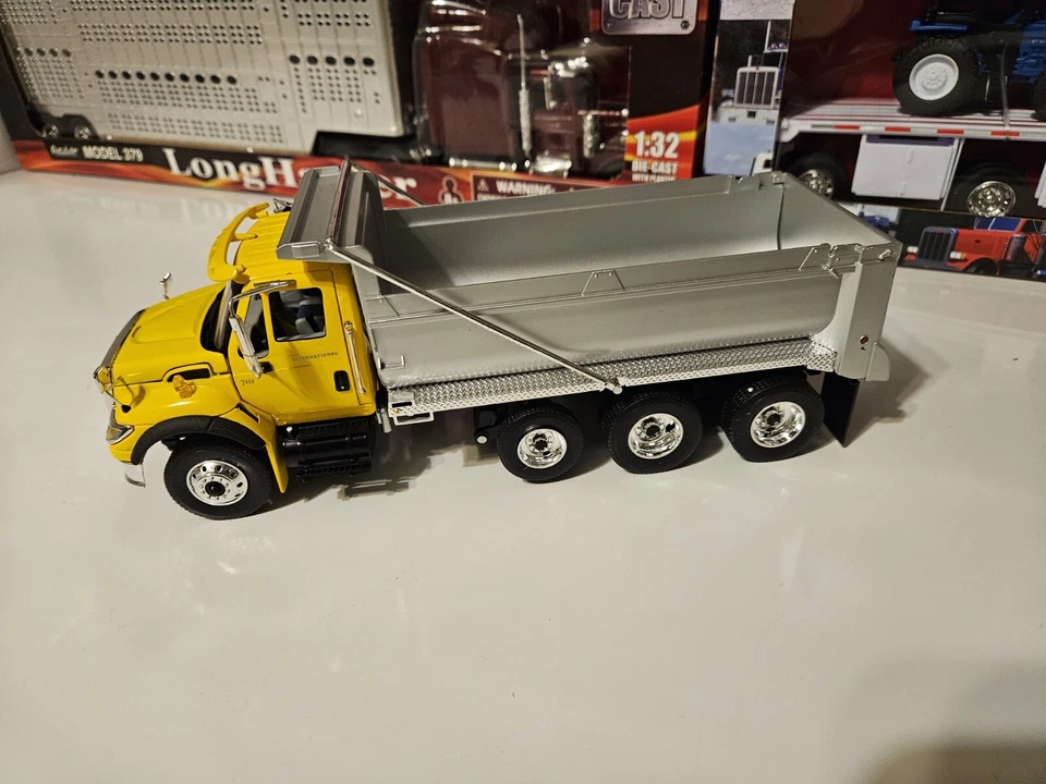 1/32 Scale Diecast Replica By Boley International 7600 Dump Truck - Image 3 of 4