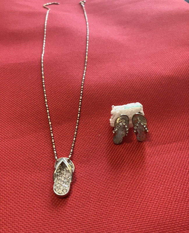 Flip Flop silver and crystal Necklace and Earrings set