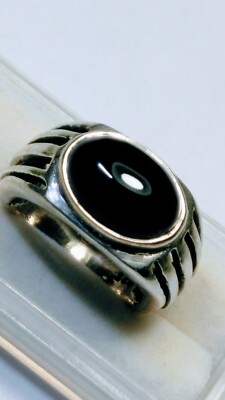 LURING STERLING SILVER .925 WITH BLACK ONYX RING IN SIZE 8.0-8.25!
